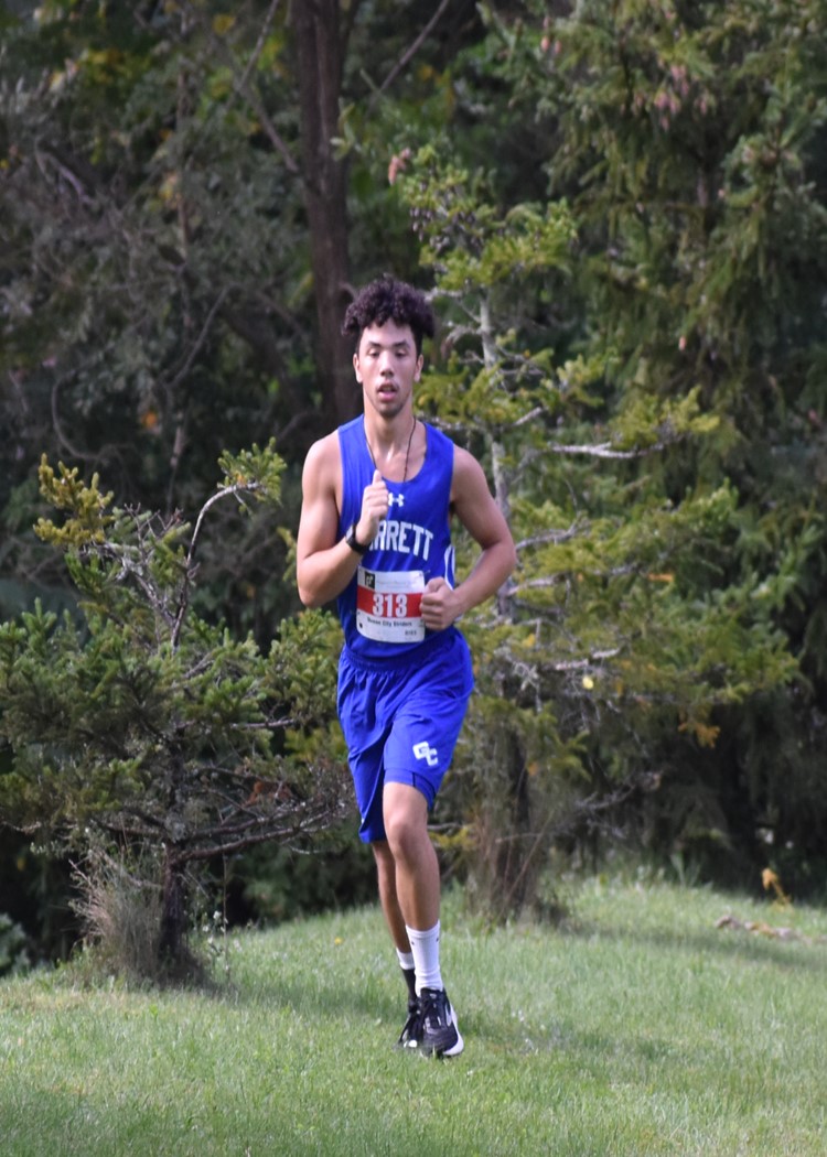 Bradley finishes third, Beeman smashes PR again at LaRoche Redhawk Invitational
